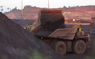 原材料価格は10月から上昇している（ブラジルの鉄鉱石鉱山）