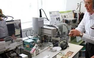 机の上が工場になる「デスクトップファクトリー」（長野県岡谷市）