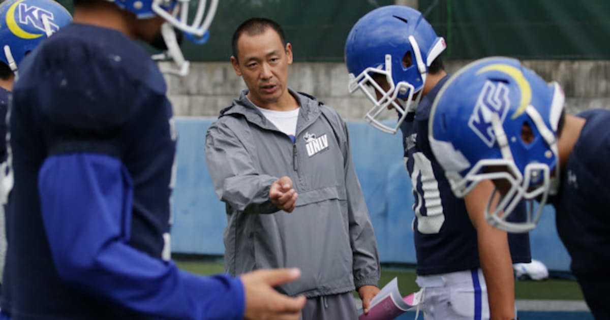 監督支えて5年連続学生vに挑む 次代の創造手 日本経済新聞 監督支えて5年連続学生vに挑む 次代の創造手 日本経済新聞