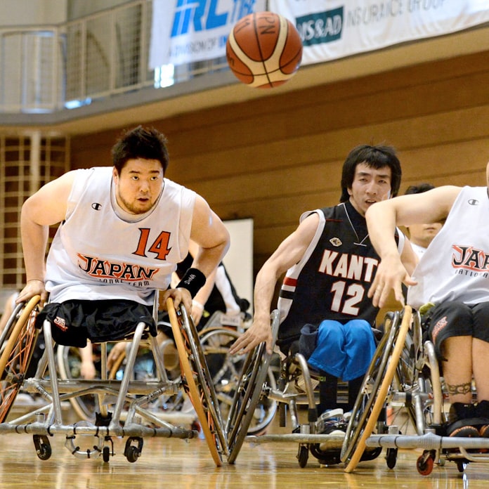 車いすバスケット ルールと戦術を解説 日本経済新聞