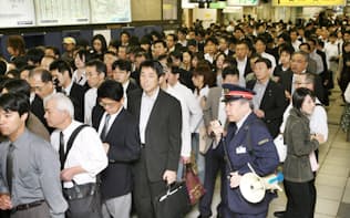 公共交通機関の混雑緩和にAIの活用が期待されている