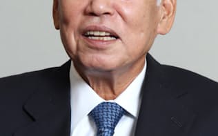 鈴木幸一(すずき・こういち)氏　早大卒。インターネットイニシアティブの創業メンバーの一人で、日本のネット業界の草分け的存在。69歳