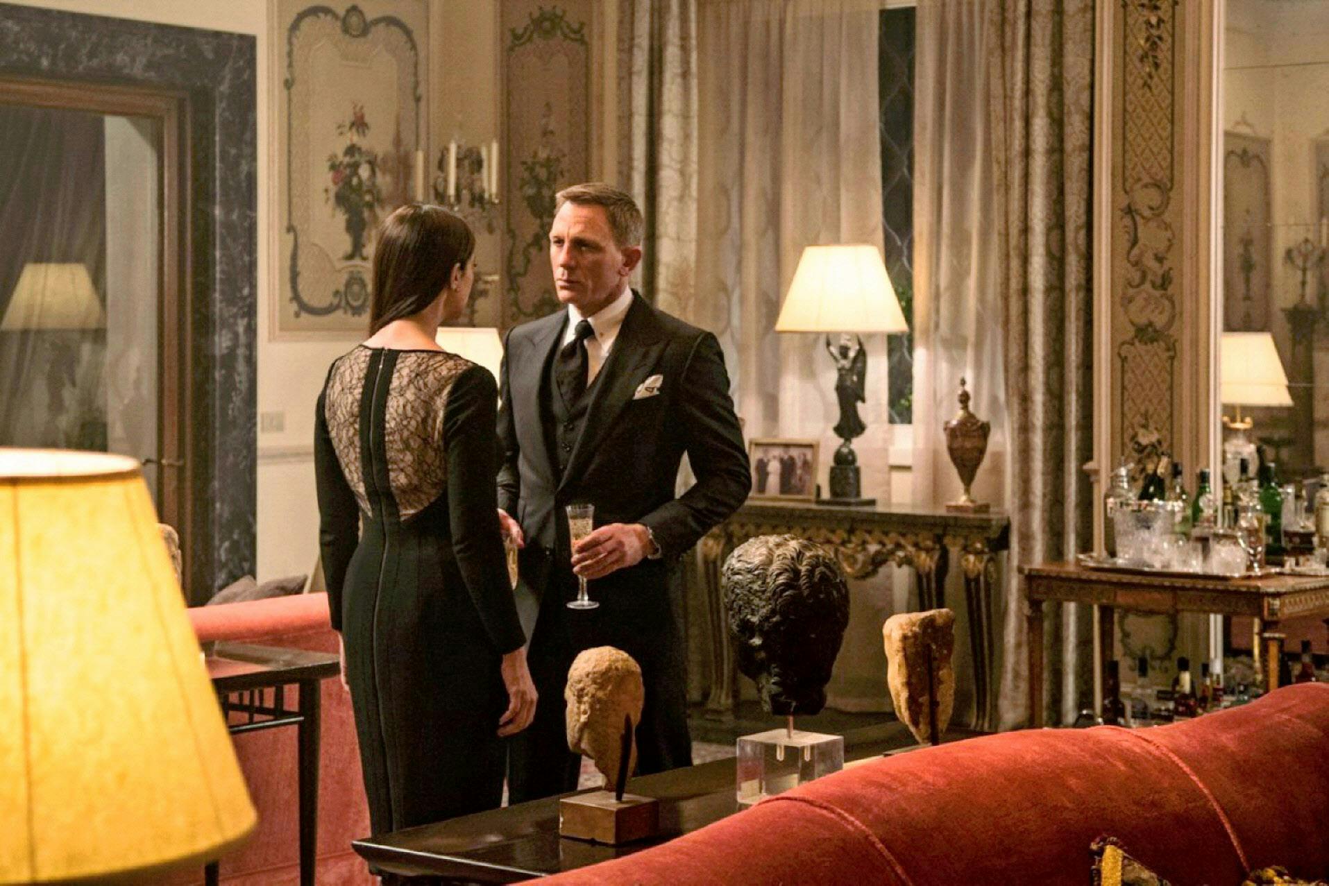 007はオシャレの番号 英国調スタイルに注目 Nikkei Style 007はオシャレの番号 英国調スタイルに注目 Nikkei Style