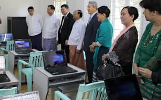 ヤンゴン情報技術大学内に日立が開設した人材育成拠点「日立ミャンマー・ラボラトリー」