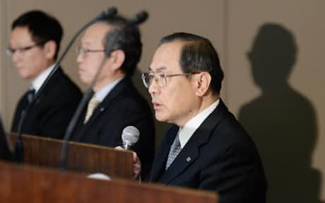 ムーディーズ 東芝の格付けを投機的水準に S Pも下げ 日本経済新聞