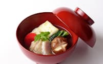 東京の雑煮はしょうゆ仕立てのあっさりとした味が特徴だ（お雑煮やさん提供）