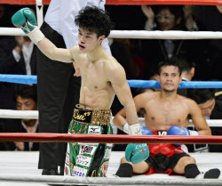 田中 Ko勝ちで初防衛に成功 Wboミニマム級 日本経済新聞