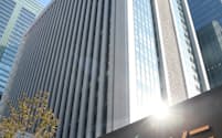 三菱東京UFJ銀行本店（東京・丸の内）