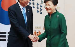 朴氏を駆り立てる 因縁 韓国 対北朝鮮強攻策に拍車 真相深層 日本経済新聞 朴氏を駆り立てる 因縁 韓国 対北朝鮮強攻策に拍車 真相深層 日本経済新聞