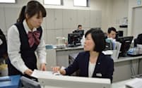 京都銀行は女性管理職が増えている（山科小野支店）