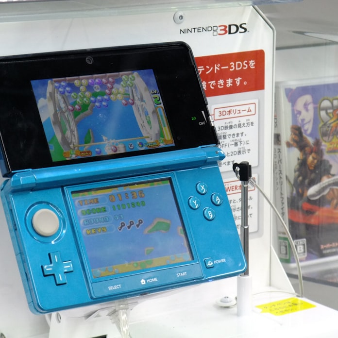 任天堂3ds品薄 中古 新品並みの2万4500円 日本経済新聞 任天堂3ds品薄 中古 新品並みの2万4500円 日本経済新聞