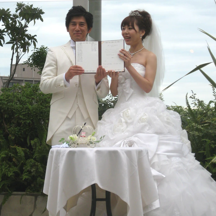 婚活男女を後押し 人気広がる格安結婚式 日本経済新聞 婚活男女を後押し 人気広がる格安結婚式 日本経済新聞
