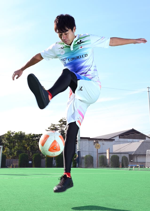 ギネス記録樹立 フリースタイルフットボールwasse 上 日本経済新聞 ギネス記録樹立 フリースタイルフットボールwasse 上 日本経済新聞