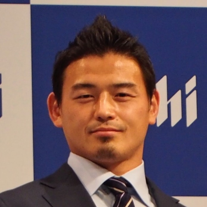 ラグビー五郎丸 21年限りで引退 元日本代表 日本経済新聞 ラグビー五郎丸 21年限りで引退 元日本代表 日本経済新聞