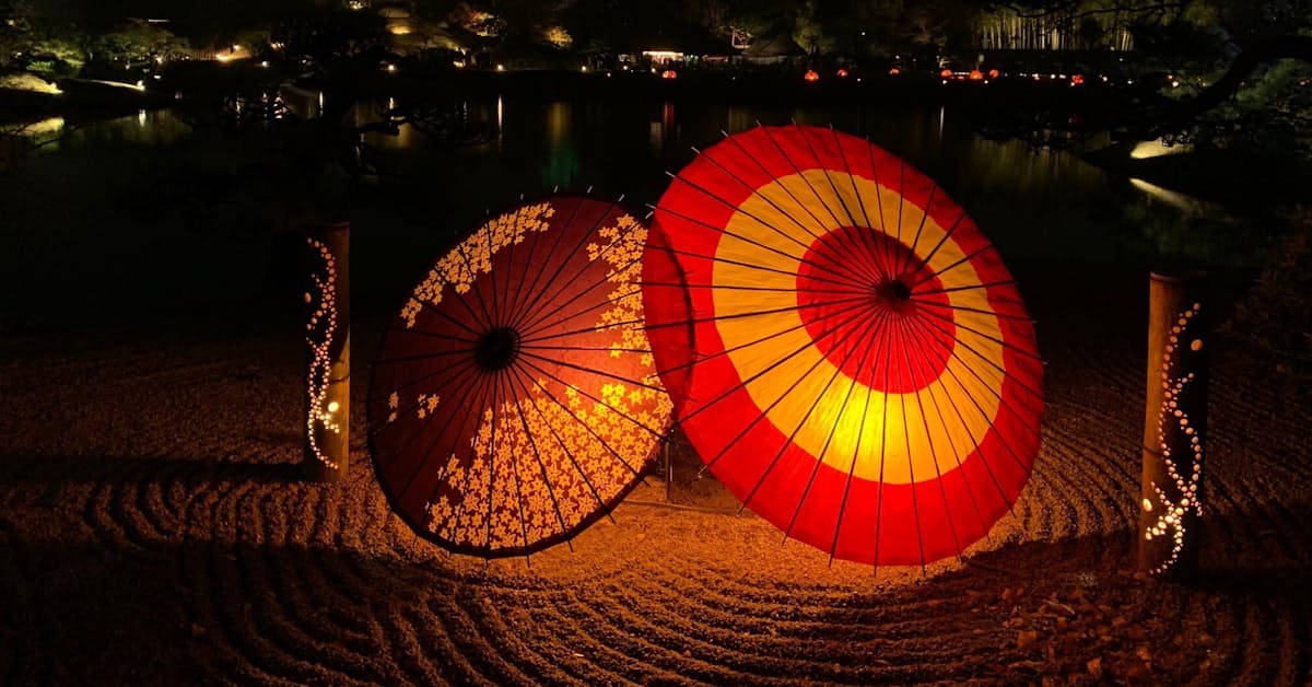秋の後楽園 岡山城ライトアップ 来場者前年比25 増 日本経済新聞