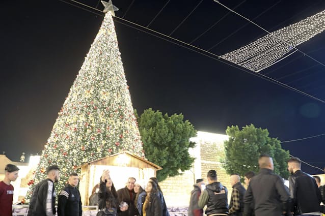 コロナ収束へ祈りのミサ キリスト生誕の地から生中継 日本経済新聞 コロナ収束へ祈りのミサ キリスト生誕の地から生中継 日本経済新聞