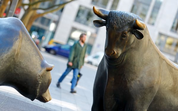 シャルマの未来予測 これから成長する国 沈む国 ルチル シャルマ著 日本経済新聞