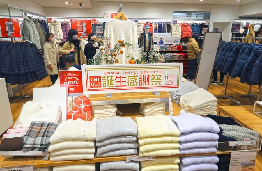 ユニクロ国内販売 12月は6 2 増 防寒着好調 日本経済新聞