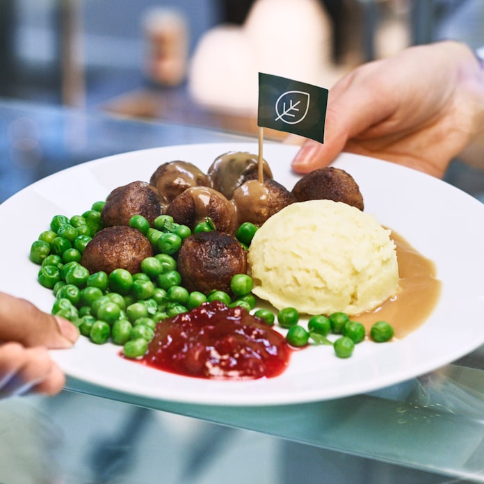 Ikeaがエシカル対応 植物由来ミートボールや中古家具 日本経済新聞 Ikeaがエシカル対応 植物由来ミートボールや中古家具 日本経済新聞