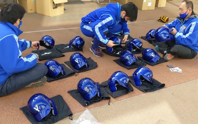 さあキャンプイン プロ仕様のグラウンドを準備 日本経済新聞 さあキャンプイン プロ仕様のグラウンドを準備 日本経済新聞