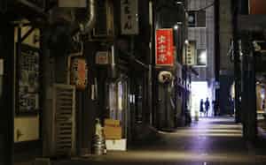 閑散とする福岡市の繁華街・中洲=共同 閑散とする福岡市の繁華街・中洲=共同