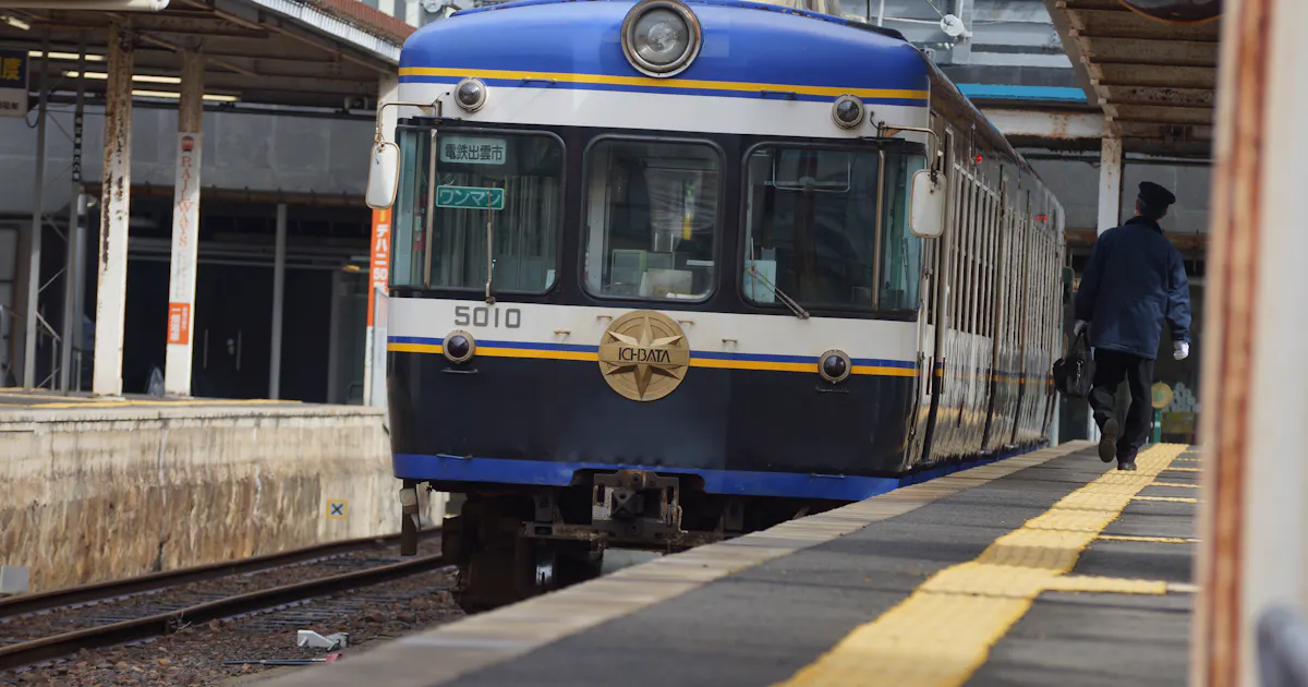 島根県など 一畑電車に5年で18億円を新たに支援へ 日本経済新聞