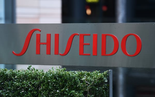 オンワード 今期最終黒字63億円 資産売却で3期ぶり黒字化 日本経済新聞 オンワード 今期最終黒字63億円 資産売却で3期ぶり黒字化 日本経済新聞