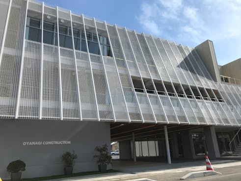 新潟の小柳建設 新社屋を地域開放 働き方改革軸の設計 日本経済新聞 新潟の小柳建設 新社屋を地域開放 働き方改革軸の設計 日本経済新聞