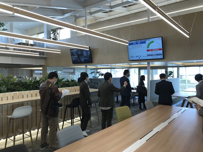 新型コロナ 新潟の小柳建設 新社屋を地域開放 働き方改革軸の設計 日本経済新聞 新型コロナ 新潟の小柳建設 新社屋を地域開放 働き方改革軸の設計 日本経済新聞