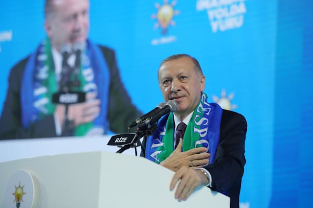 トルコ兵ら13人 イラクで殺害 米を テロ支援 で非難 日本経済新聞 トルコ兵ら13人 イラクで殺害 米を テロ支援 で非難 日本経済新聞