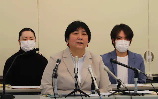 秋田知事選 相場氏が出馬表明 共産推薦 日本経済新聞 秋田知事選 相場氏が出馬表明 共産推薦 日本経済新聞
