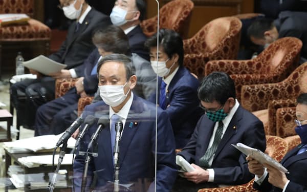 菅首相は国民への発信力強化に力を入れている(17日、衆院予算委員会)