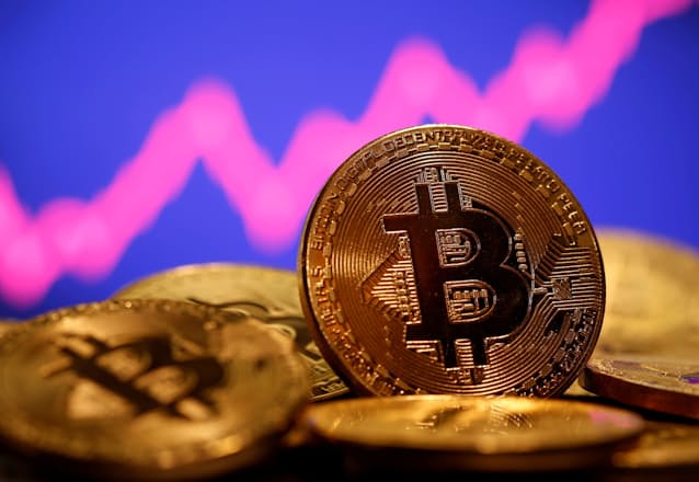 ビットコイン600万円超え 急騰の謎を探る 日本経済新聞 ビットコイン600万円超え 急騰の謎を探る 日本経済新聞