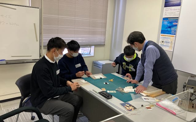 体育会系インターンシップ 京都産業大学が報告会 日本経済新聞 体育会系インターンシップ 京都産業大学が報告会 日本経済新聞