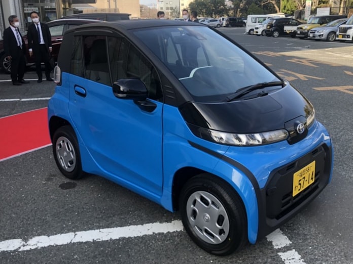 トヨタ販社 2人乗りevでシェア 福岡で実証 日本経済新聞 トヨタ販社 2人乗りevでシェア 福岡で実証 日本経済新聞