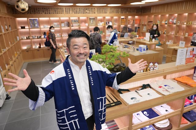 ビームスは服だけに頼らない セレクトショップの活路 日本経済新聞 ビームスは服だけに頼らない セレクトショップの活路 日本経済新聞