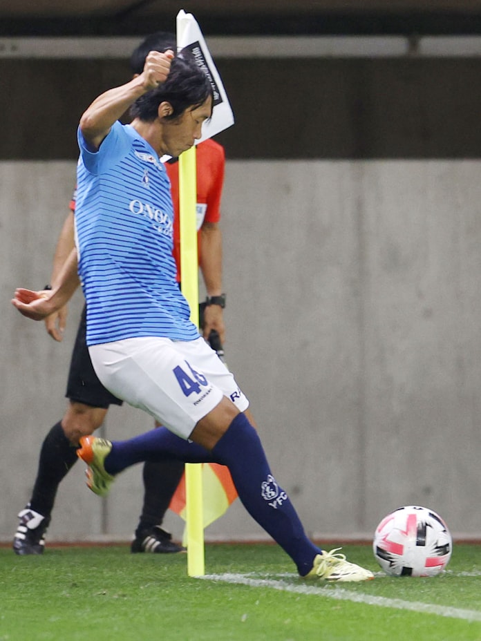 飲水タイムは作戦タイム コロナで変わるサッカー 日本経済新聞 飲水タイムは作戦タイム コロナで変わるサッカー 日本経済新聞