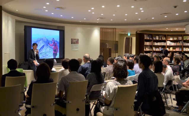 共感で伝わる 伝える 心に響かないトップの言葉 日本経済新聞 共感で伝わる 伝える 心に響かないトップの言葉 日本経済新聞