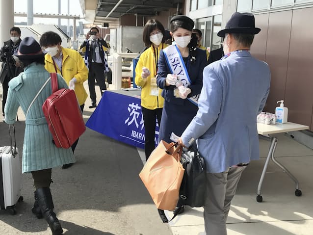 茨城空港 国内4路線が再復活 全便運航は8日から 日本経済新聞 茨城空港 国内4路線が再復活 全便運航は8日から 日本経済新聞