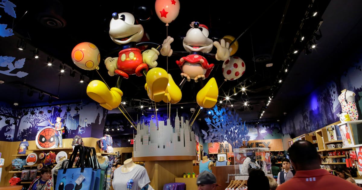 ディズニー 北米で60店を閉鎖 21年末までに 日本経済新聞 ディズニー 北米で60店を閉鎖 21年末までに 日本経済新聞