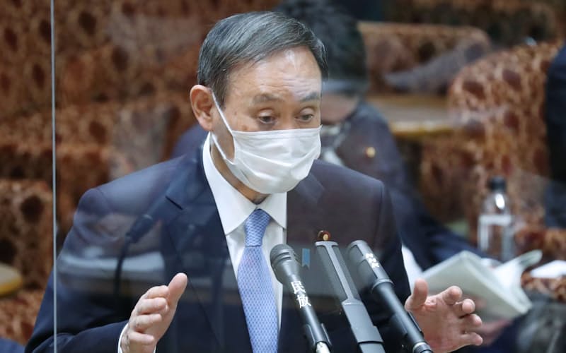 参院予算委で答弁する菅首相(5日午前) 参院予算委で答弁する菅首相(5日午前)