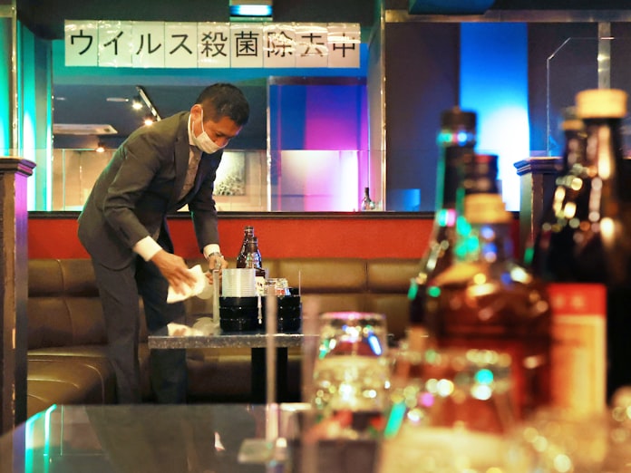 新型コロナ コロナ感染で店名公表 大分のラウンジ 光は見えたか 日本経済新聞 新型コロナ コロナ感染で店名公表 大分のラウンジ 光は見えたか 日本経済新聞