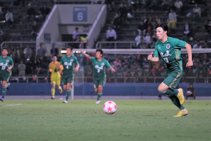 消えかけた異才 大学に救われ 横浜fc 松尾佑介 日本経済新聞 消えかけた異才 大学に救われ 横浜fc 松尾佑介 日本経済新聞