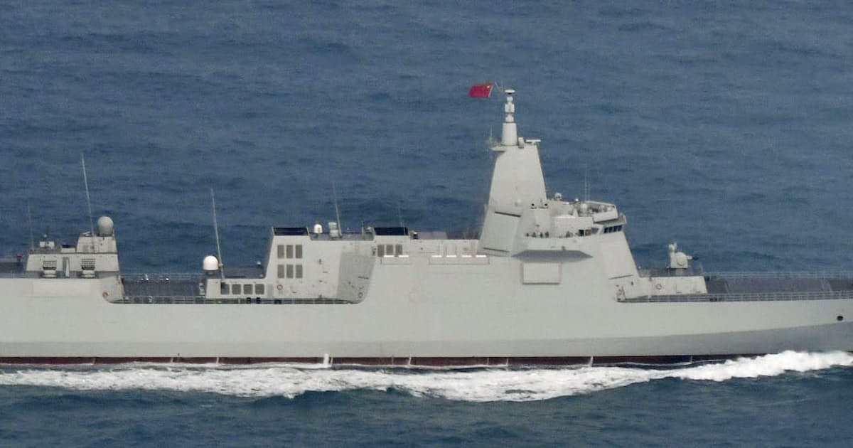 中国最大駆逐艦が日本海へ航行 防衛省 初めて確認 日本経済新聞 中国最大駆逐艦が日本海へ航行 防衛省 初めて確認 日本経済新聞