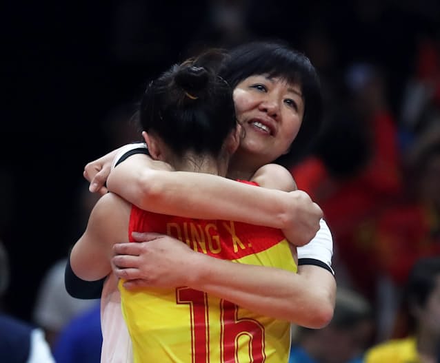 中国バレー 郎平 監督でも金 2016年リオ五輪 日本経済新聞