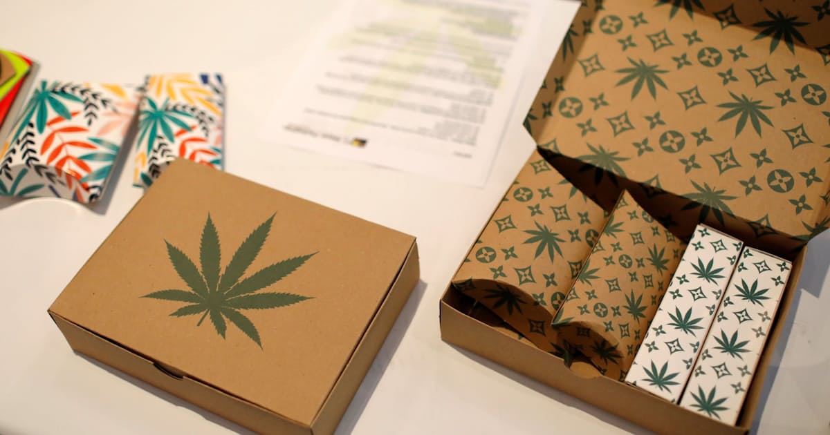 Ny州が嗜好用の大麻解禁へ 販売開始は1年半 2年後 日本経済新聞 Ny州が嗜好用の大麻解禁へ 販売開始は1年半 2年後 日本経済新聞