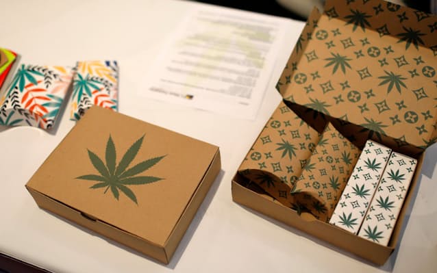 Ny州が嗜好用の大麻解禁へ 販売開始は1年半 2年後 日本経済新聞 Ny州が嗜好用の大麻解禁へ 販売開始は1年半 2年後 日本経済新聞