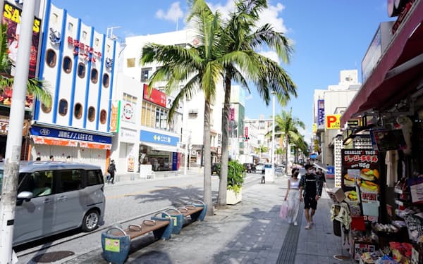 新型コロナ 沖縄観光客 11月52 減 旅行需要の回復遅れる 日本経済新聞 新型コロナ 沖縄観光客 11月52 減 旅行需要の回復遅れる 日本経済新聞