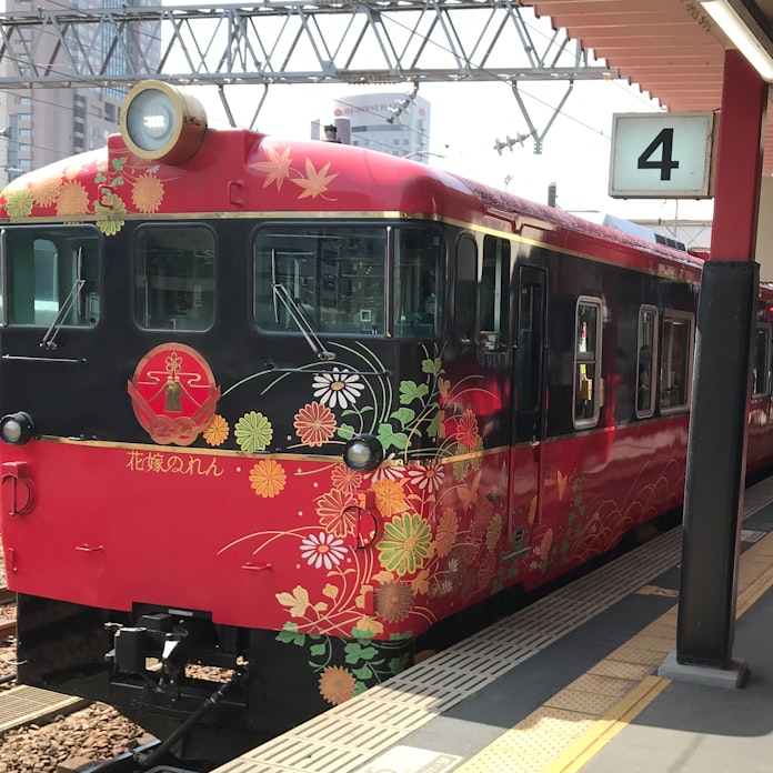 観光列車 花嫁のれん Jr西 社員がアテンダント 日本経済新聞 観光列車 花嫁のれん Jr西 社員がアテンダント 日本経済新聞