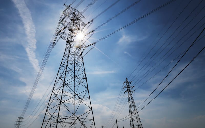 全国で送電網を新設、増強する 全国で送電網を新設、増強する